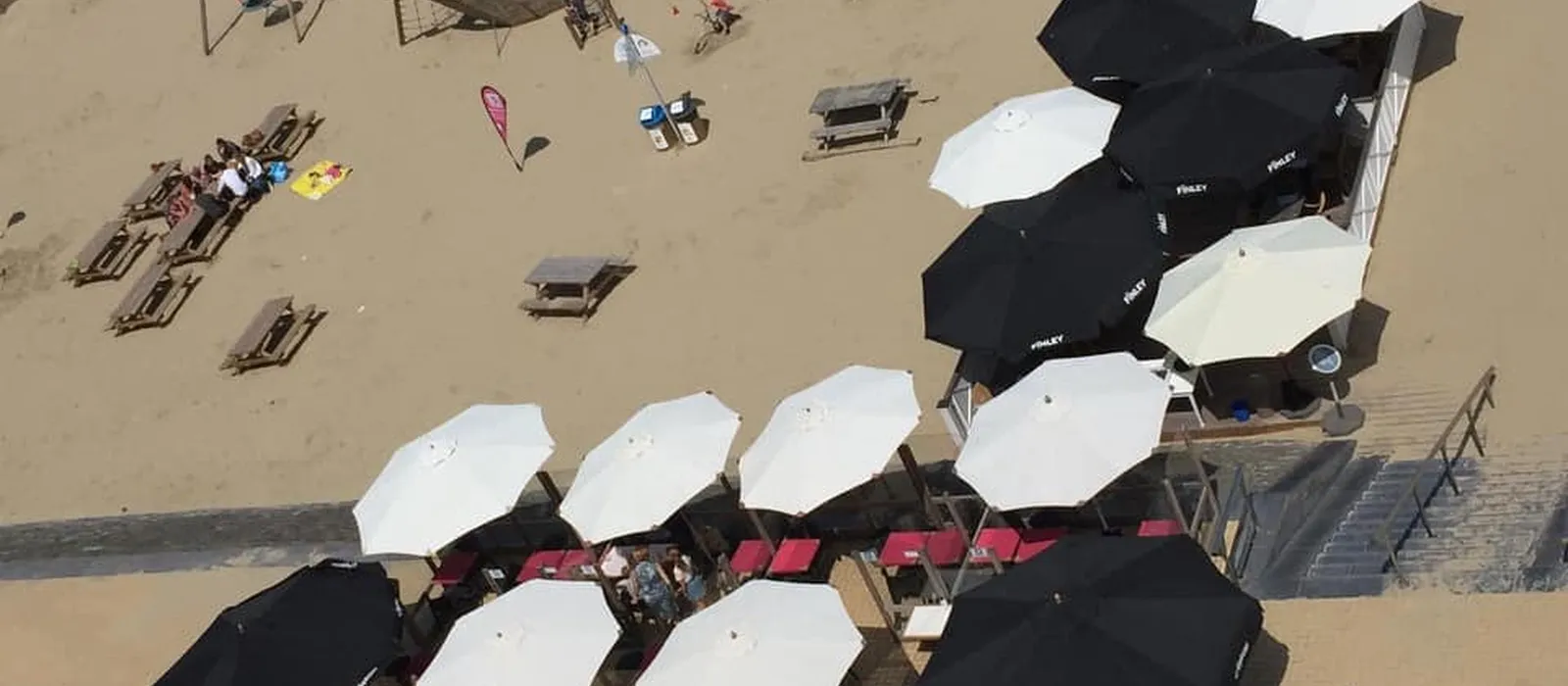 1762339565-bovenzicht terras 2